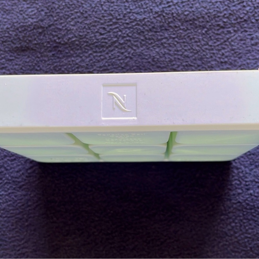 Nespresso x Federico Peri Barista Ice Cube Tray Pistachio Green Limited Edition - Picture 5 of 8